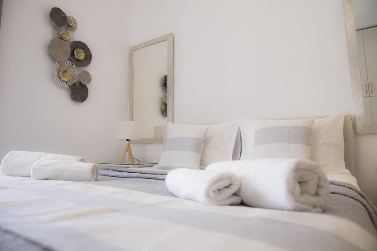 Diogenis Luxury Apartment Sea View Rethymno Exterior foto