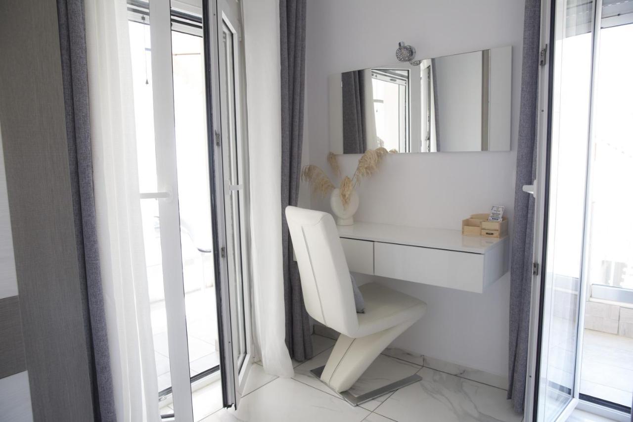 Diogenis Luxury Apartment Sea View Rethymno Exterior foto